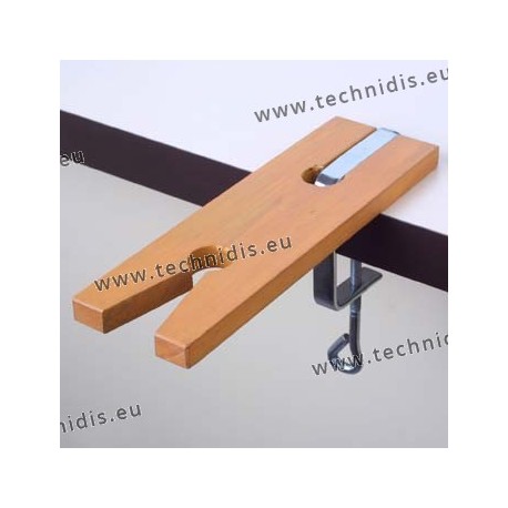 Bench pin with clamp