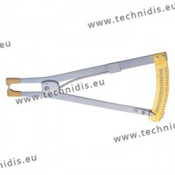 Lens gauge for measuring lens thickness