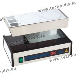 Photochromic lens testing machine