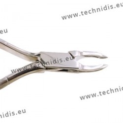 Plier for setting nose pad arms