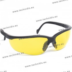 Protective glasses with yellow lenses