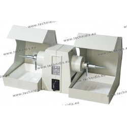 Polishing machine with splash guards