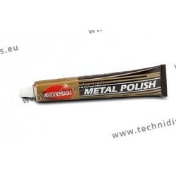 Universal polishing paste in tube